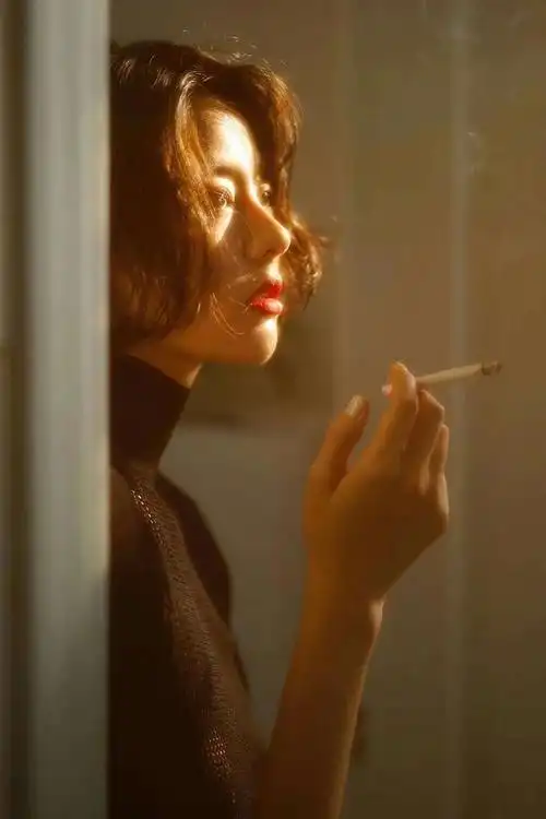 港风气质女_手机壁纸_明星美女手机壁纸_我要个性网