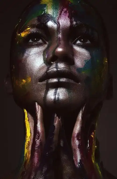 创意与涂料碰撞出的人像大片