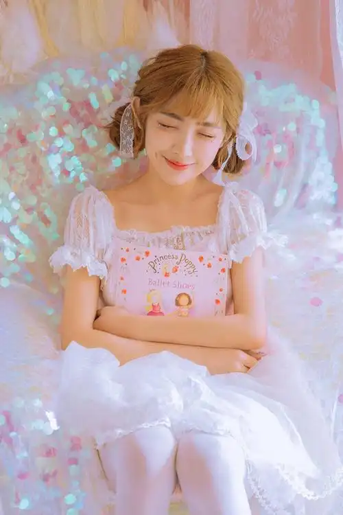 小酒窝-唯美女生