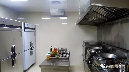 开一家特色小餐馆走过这8大关就成功了一半