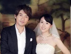 王凯老婆叫什么名字到底是谁 王凯老婆亲吻照曝光