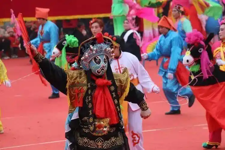 刷爆巩义人朋友圈的超燃演出,精彩瞬间都在这里!