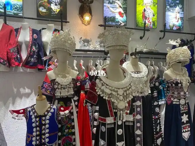 凤凰古城服装租赁80起旅拍398