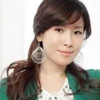 70后气质型女人头像_微信头像图片大全