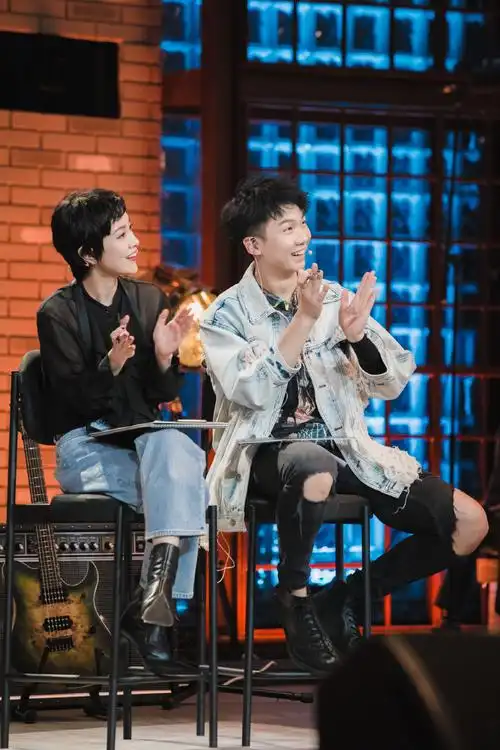 郭采洁《一起乐队吧》第二期剧照图片