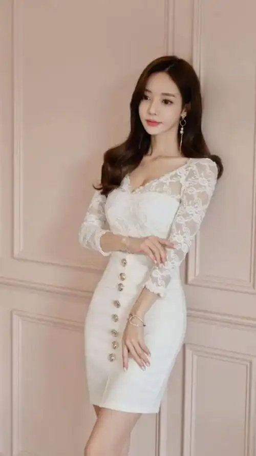 端庄优雅气质,曼妙好身材,一见倾心孙允珠