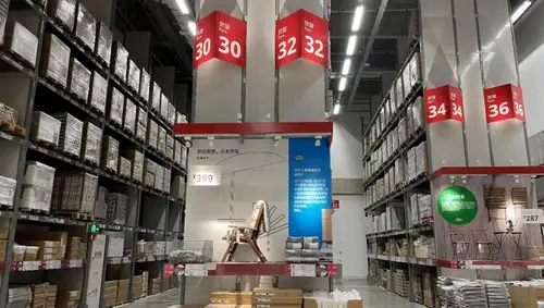 种类繁多美观实用的家居单品,可以在这里轻松get (宜家实景图)  跟着