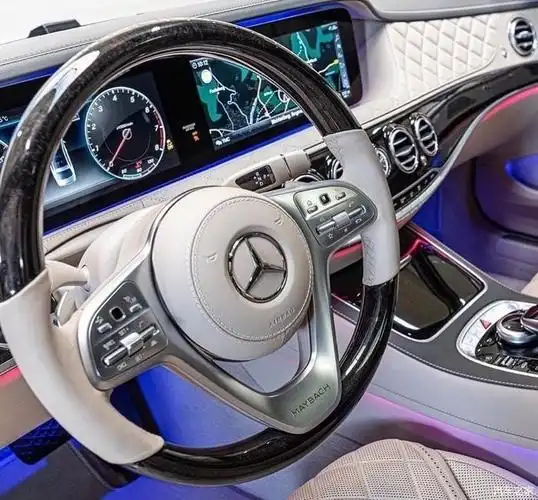 奔驰迈巴赫s650,外形气场十足,内饰奢华至极!