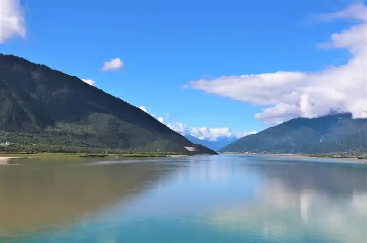 走进西藏,享受高原阳光