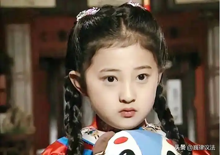 金铭:9岁因"婉君"爆红,18岁考上北大,43岁不婚不育活的精彩_琼瑶_孩子