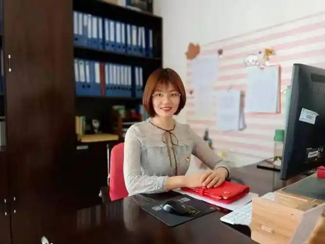 党徽闪亮 | 天津外国语大学优秀党务工作者——滨海外事学院蒋文娟