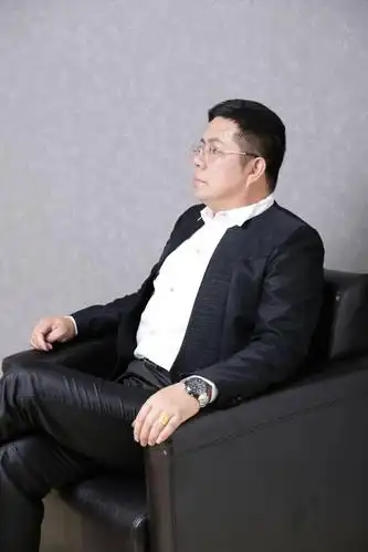 50岁的男人回头望一望,一枝独秀