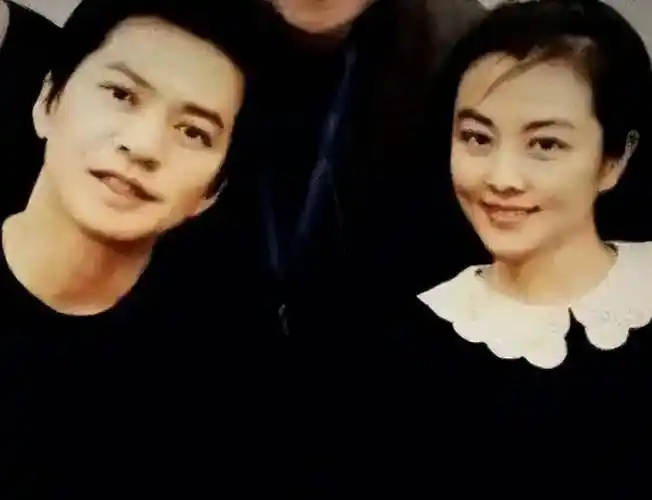 《传奇》只给90块钱版权费,李健:是种耻辱_时候_首歌_老婆