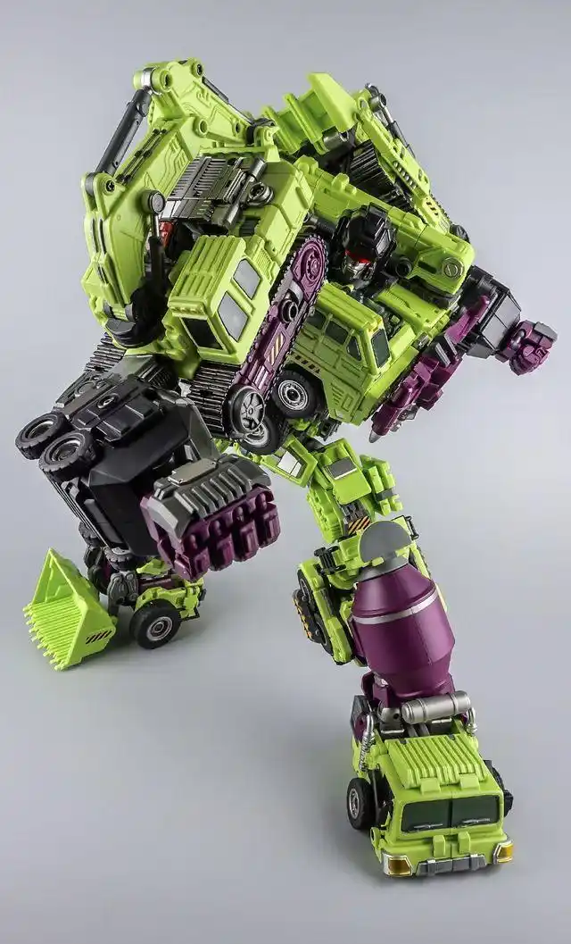 大力神是在动漫《变形金刚》中登场的虚拟人物,霸天虎合体金刚.