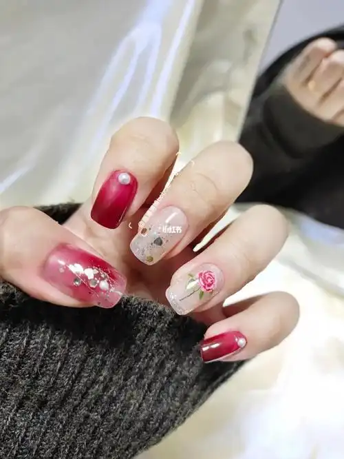血色玫瑰渐变晕染美甲新手入门款式