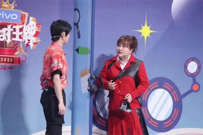 贾玲王牌对王牌6首播遭众叛亲离2021电影综艺全面开花