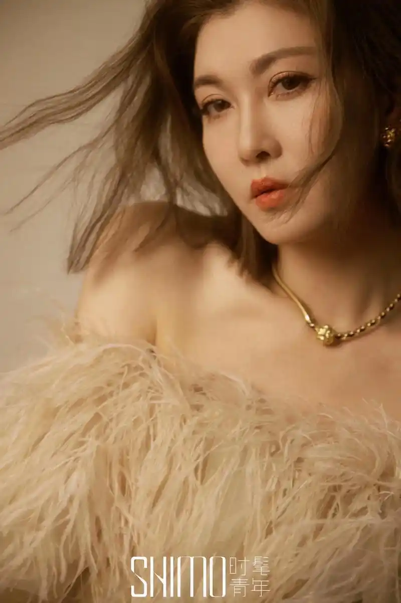 有灵魂的穿搭.hhlux|演员李彩桦  时装是灵魂的影子 精 - 抖音