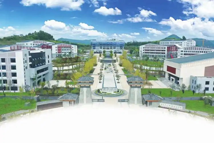 南充文化旅游职业学院精彩亮相千年古城阆中圆了大学梦