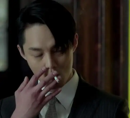 来看尹正早期靓照!