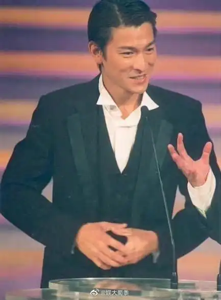 很多人小时候都是看刘德华的电影长大的吧!