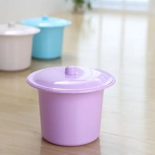 批发塑料痰盂尿桶儿童尿壶坐便器加厚成人尿盆便盆宝宝马桶夜壶