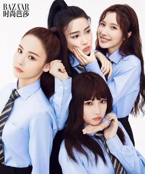 《青你2》曝毕业大片 刘雨昕虞书欣等穿制服正青春