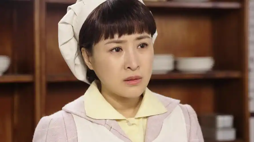 《养母的花样年华》董母快不行了 最想见的竟然是儿子得到前妻(1)