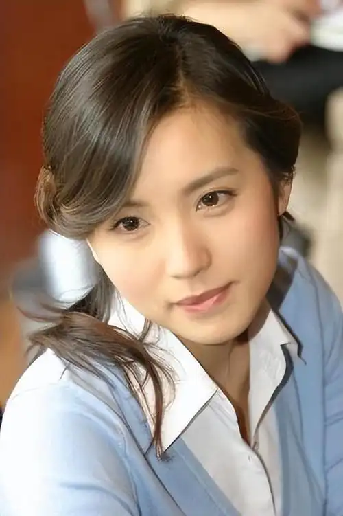 回顾陈好:嫁大8岁富豪,婚后连生三胎,如今一家五口其乐融融