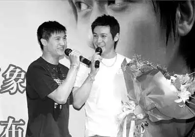 陆毅推写真田亮匆匆道喜众好友纷纷献上祝福组图