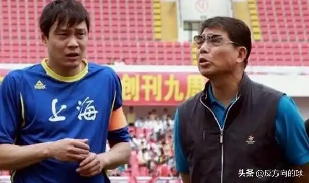 双标批中国足球缺伯乐范志毅却抛弃青训当网红引领球员效仿