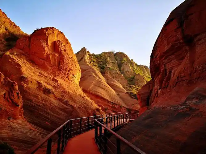 10.21陕西波浪谷景区看日出手机摄(中)