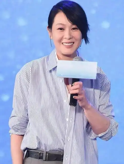 虽说早知道当艺人来钱特别容易,但是当这位作家听说刘若英要去北京买