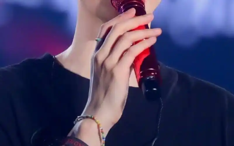 【边伯贤】love shot 手部直拍|专注看美手