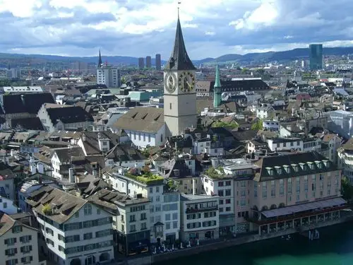 瑞士有哪些值得玩的特色领略瑞士苏黎世苏黎世圣彼得大教堂独特魅力