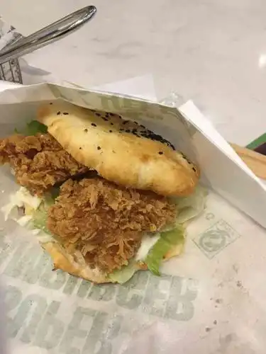 榴莲披萨.我个人是喜欢榴莲的,觉得榴."-大众点评移动版