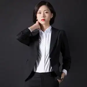 适合短头发的女装套装