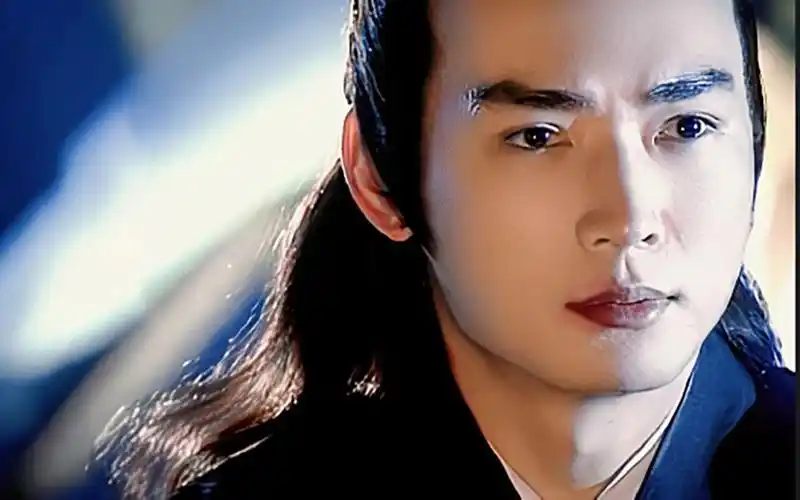 【焦恩俊|展昭】月光下的猫猫美貌倾城08