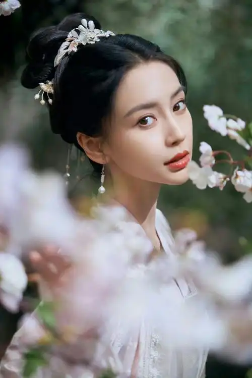 angelababy男装vs女装造型##angelababy红衣侧颜