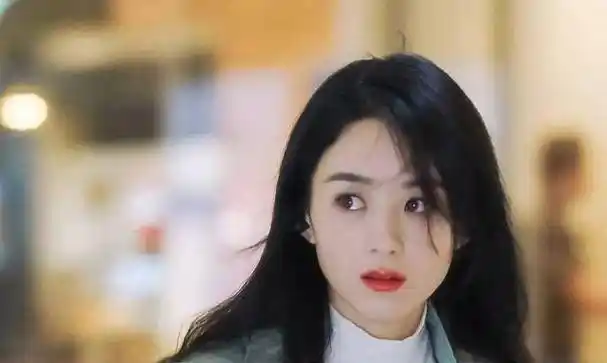 原创原创余生和驭鲛记同时定档90花作品对打迪丽热巴pk杨紫