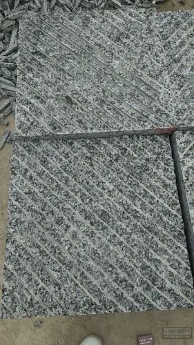 江西芝麻黑剁斧面