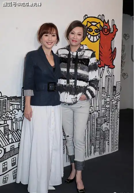 原创周润发真是丢了宝了63岁前妻余安安穿黑丝美出圈岁月在她身上没