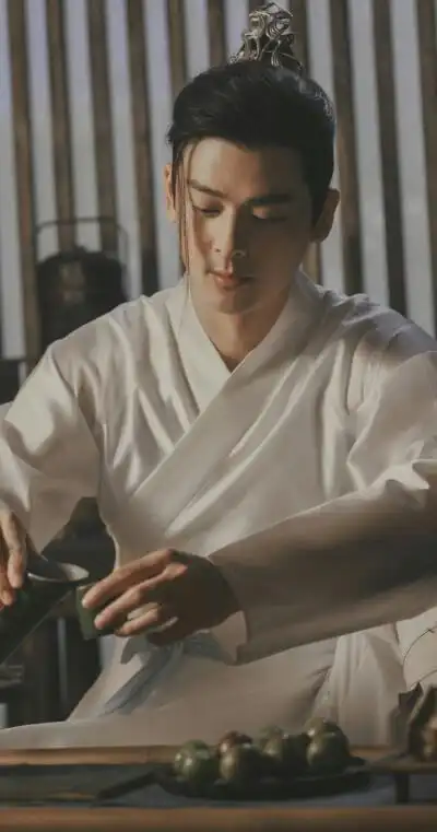 郭品超 图片评论 0条  收集   点赞  评论  古风,古装美男子,郭品