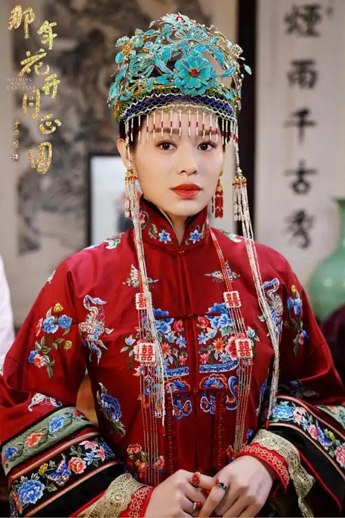 霞帔胡杏儿剧照最新凤冠高清图那年花开月正圆剧照高清那年花开月正圆