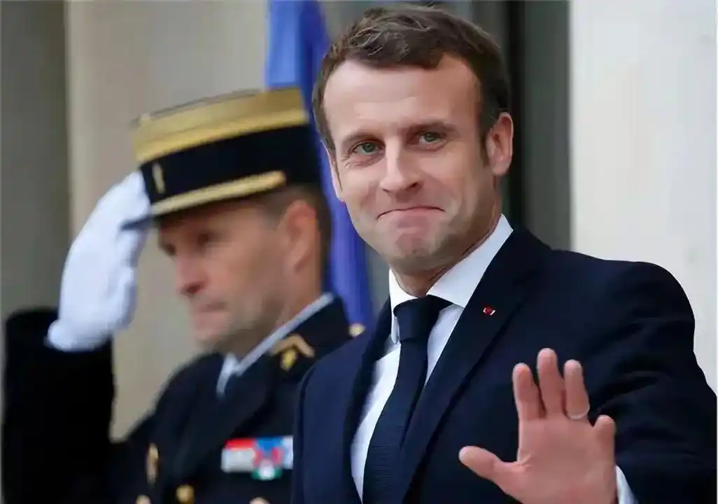 法国总统马克龙表示,任何在乌克兰冲突中支持俄罗斯的人都将被视 - 抖