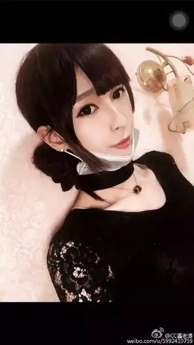 b站第一伪娘cc酱入驻全民直播 轩墨宝宝"一姐"地位受威胁!