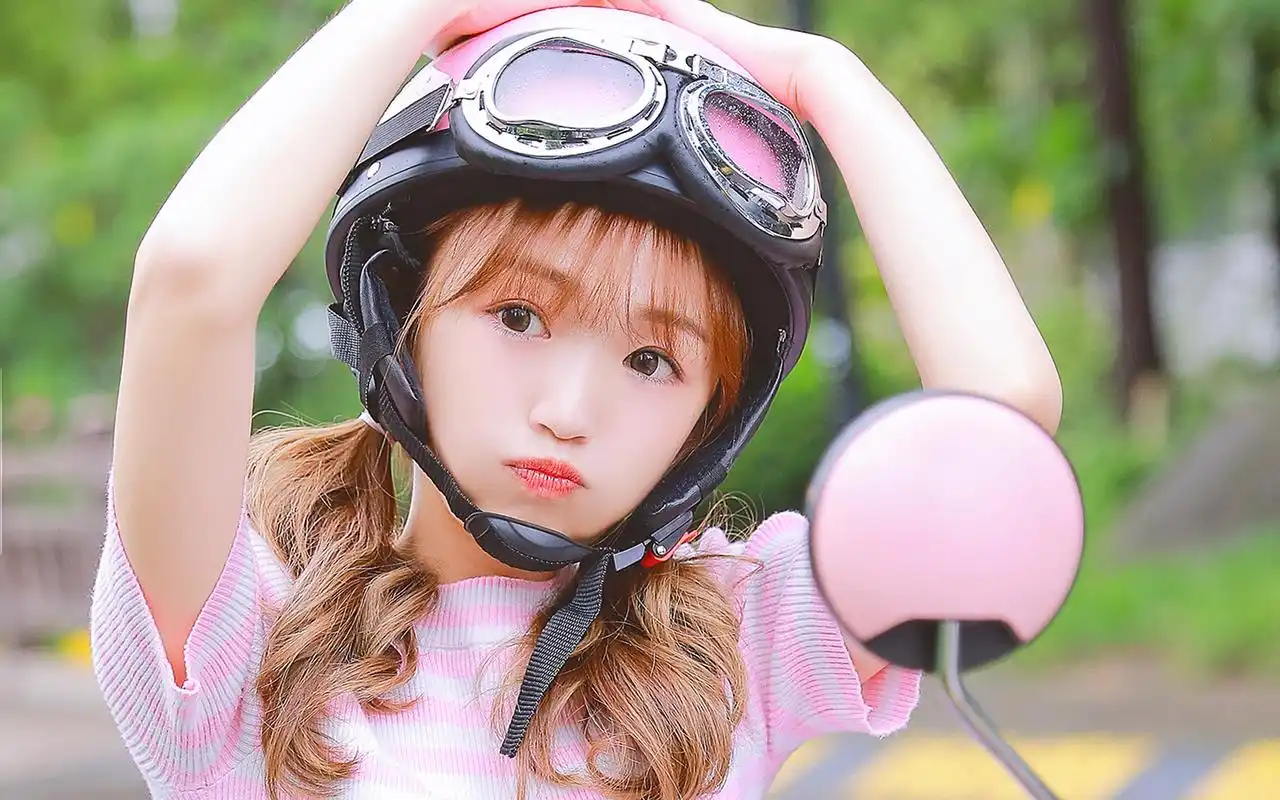 养眼美女户外小清新写真图片壁纸