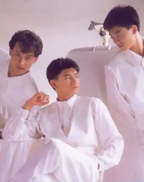 求小虎队的图片