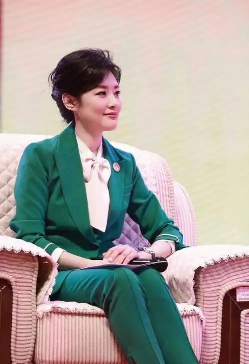 事实证明央视主持周涛走对了