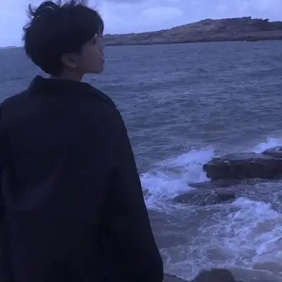 林仄琛/蓝色系大海男头/我爱你众_男生头像_我要个性网