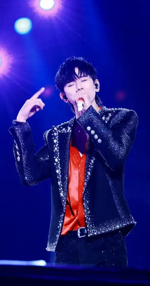 张杰未live巡回演唱会##张杰未live开往1982巡回演唱会